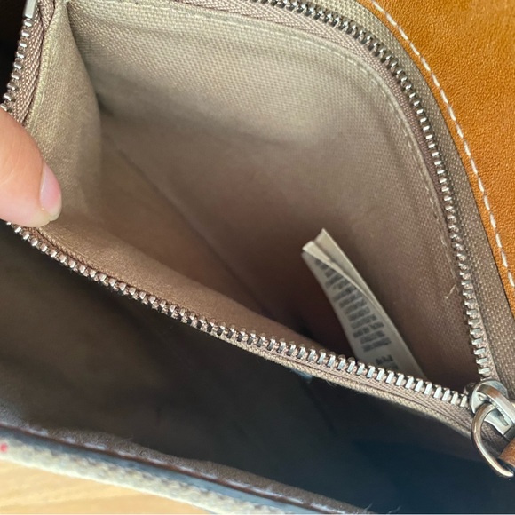 Burberry Henham Bag - Picture 7 of 12